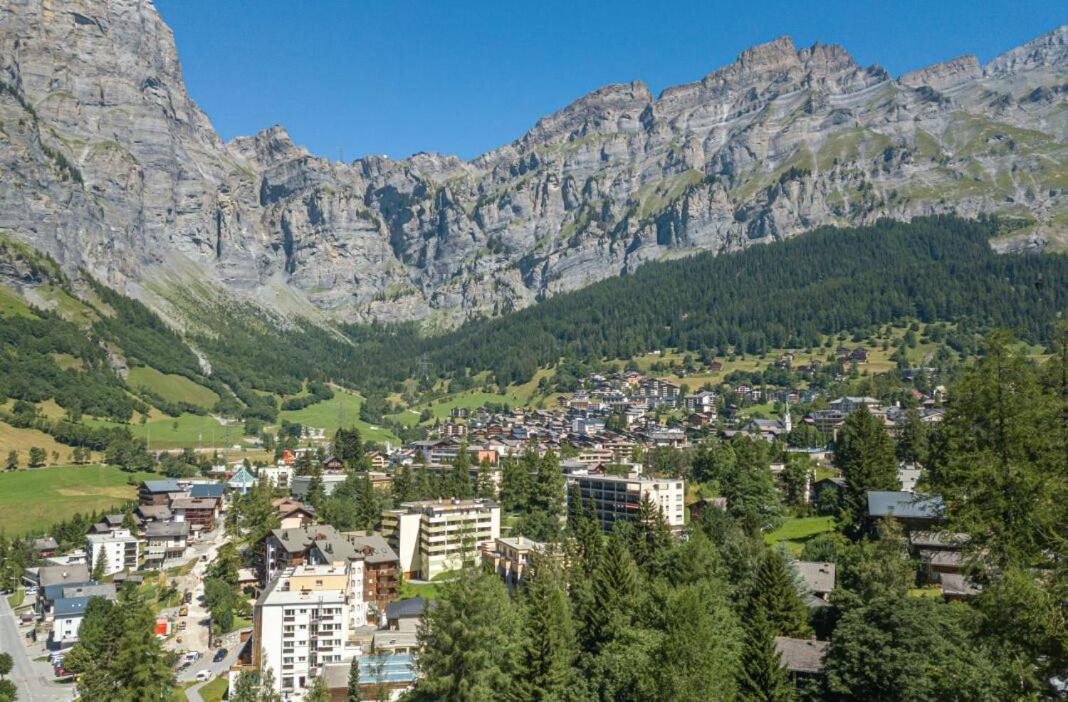 Appartamento Haus Tarbey Leukerbad Esterno foto